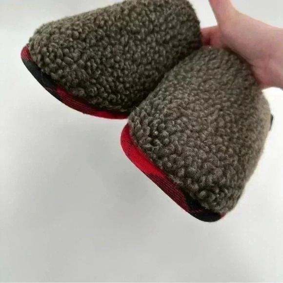 New Eddie Bauer mens slippers size 11 44 gray red plaid
Wool Christmas holiday - Picture 13 of 14